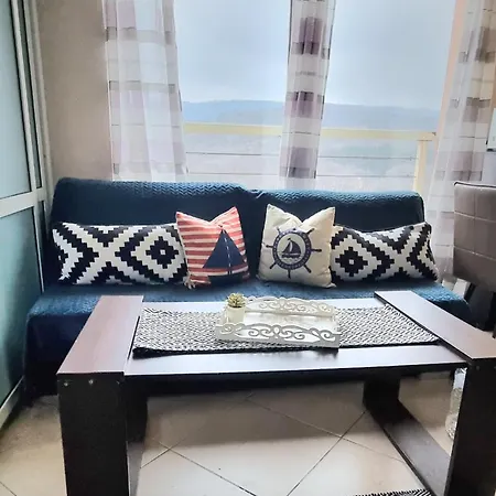 Cozy 1 Bed With Sea View & Pool Варна